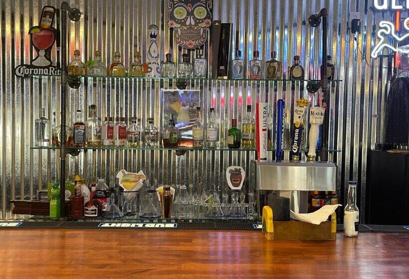 فندق صغير Lufkin Inn