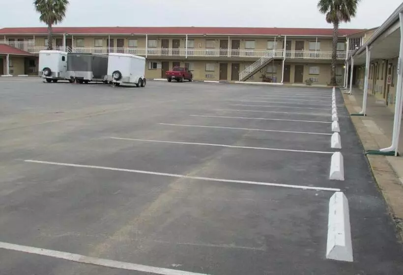 Retkeilymaja Lufkin Inn