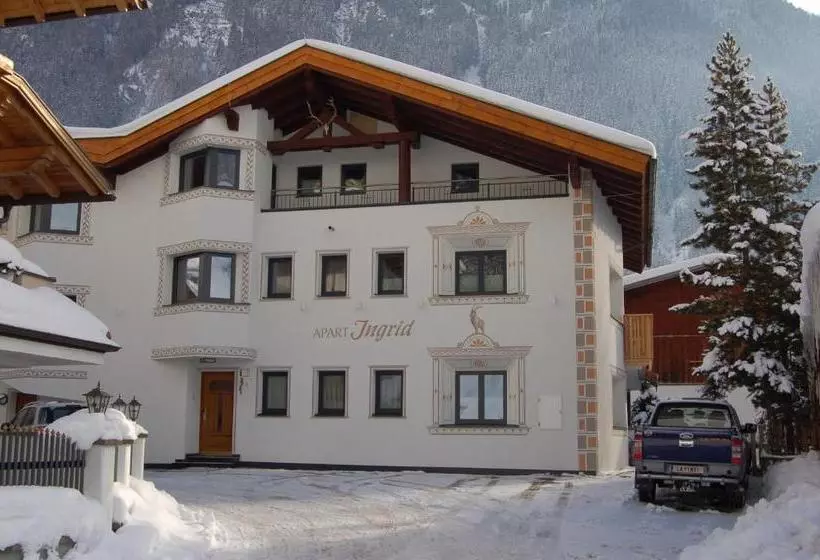 Apart Ingrid