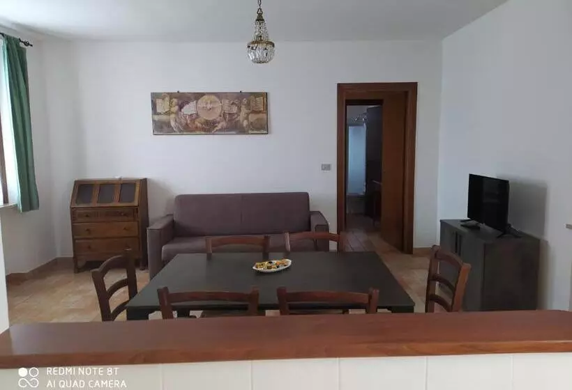 Hotelli Azienda Agrituristica Il Moraiolo