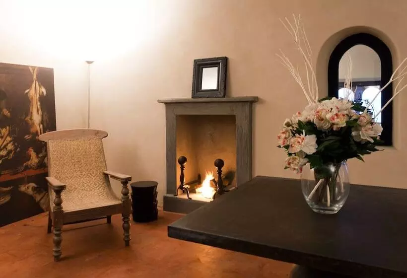 Hotelli Castello Di Gabiano