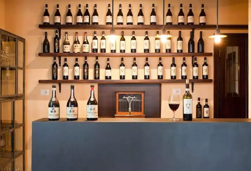 Hotelli Castello Di Gabiano