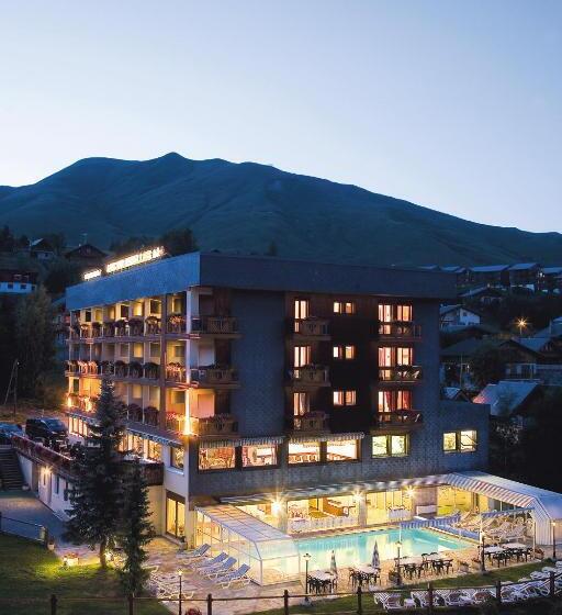 Отель Les Soldanelles