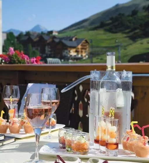 ホテル Les Soldanelles