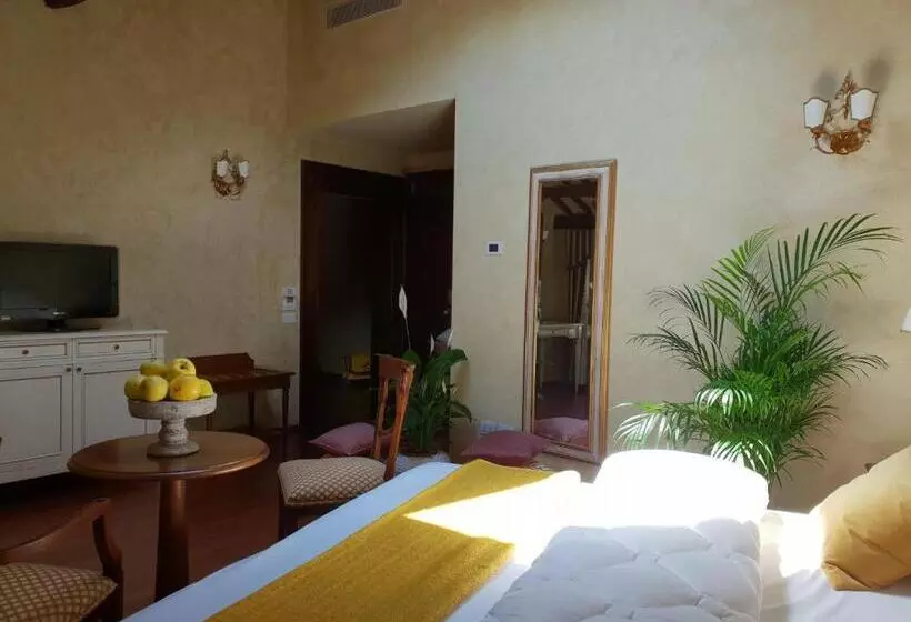 I Giardini Segreti Di Villa Marcello Marinelli