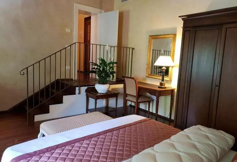 I Giardini Segreti Di Villa Marcello Marinelli