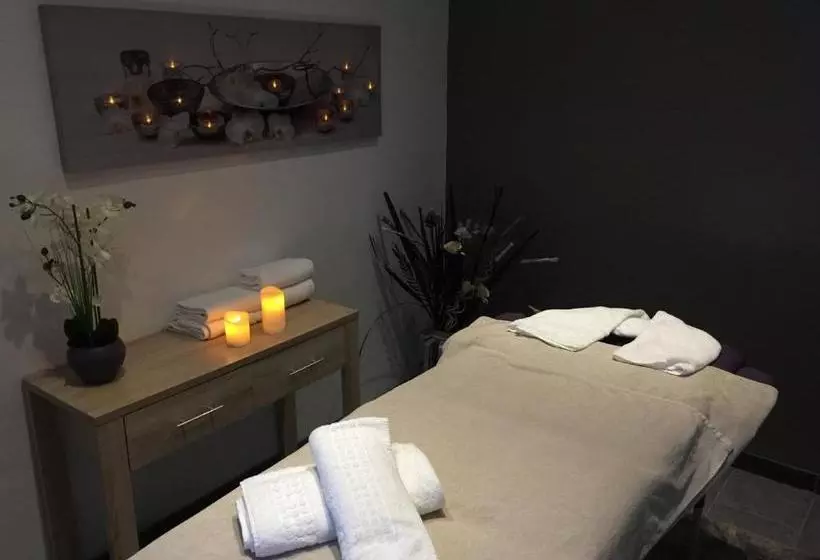 Majatalo La Goëlette