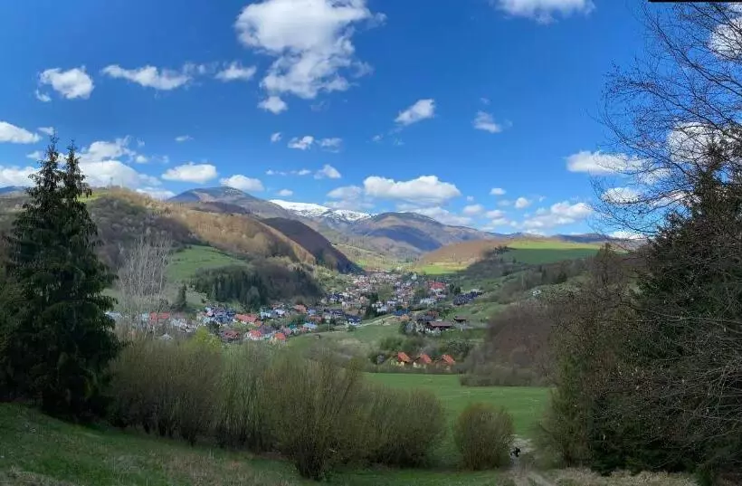 Majatalo Penzion V Strani