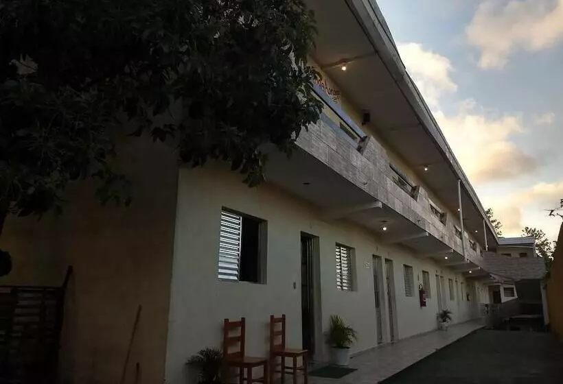 ペンション Pousada Aconchego