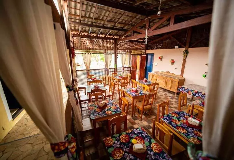 ペンション Pousada Do Ipê Amarelo