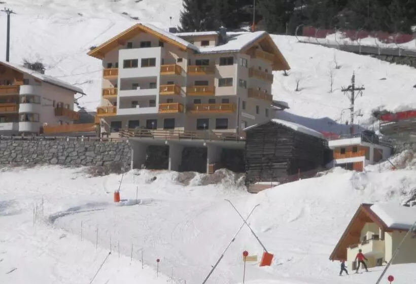 ペンション Alpenfrieden