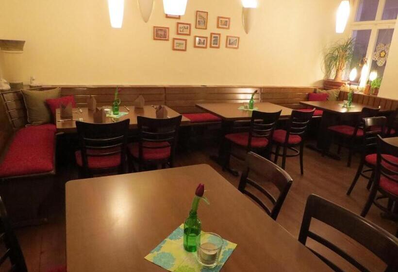 ペンション Gasthaus Zum Lamm