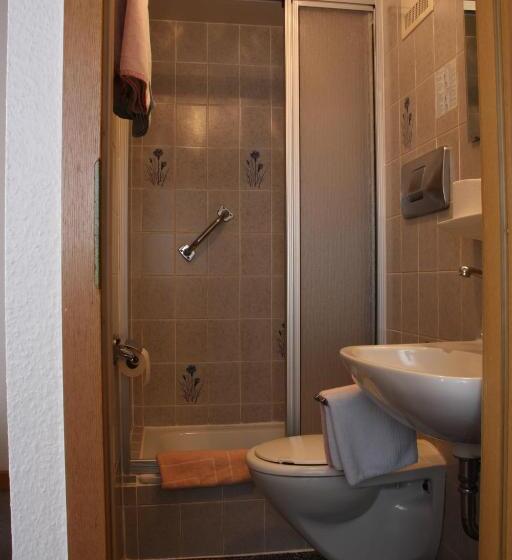 ペンション Gasthaus Zum Lamm