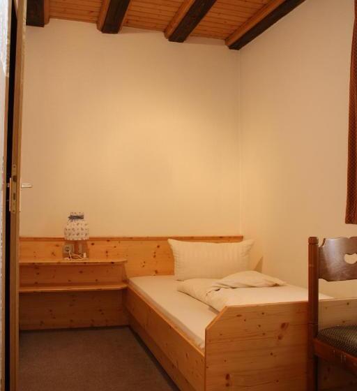 ペンション Gasthaus Zum Lamm