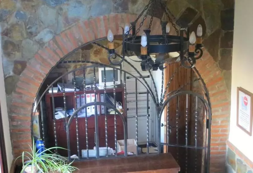 Majatalo Hostal Rest. Campoabierto