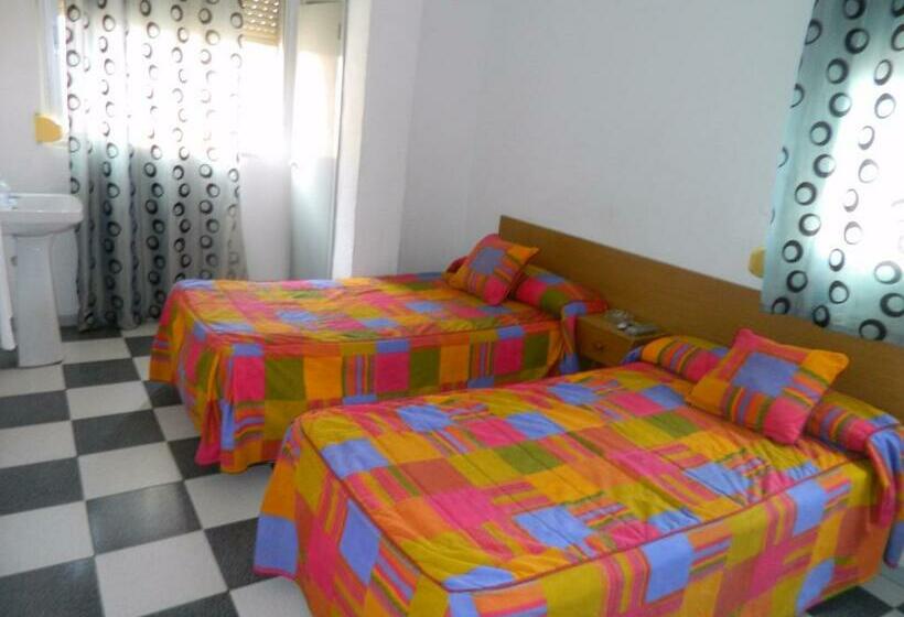 Pension La Esteponera