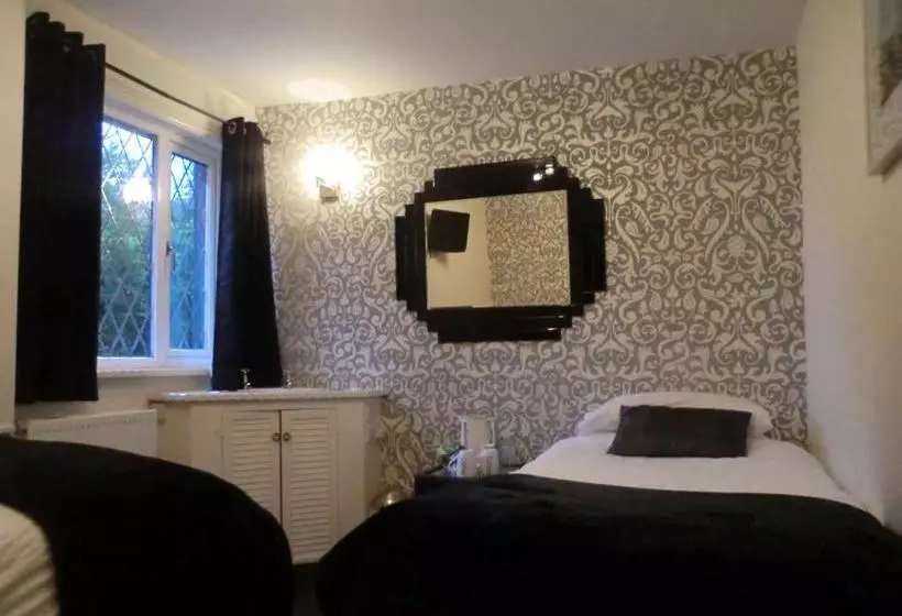 ユースホステル The Old Mill Inn