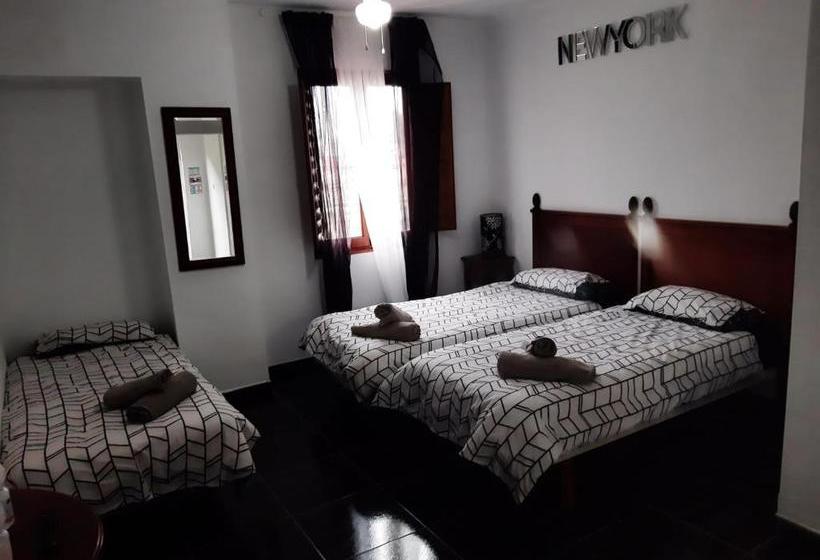 Пансион Casa Manhattan Caminito Del Rey