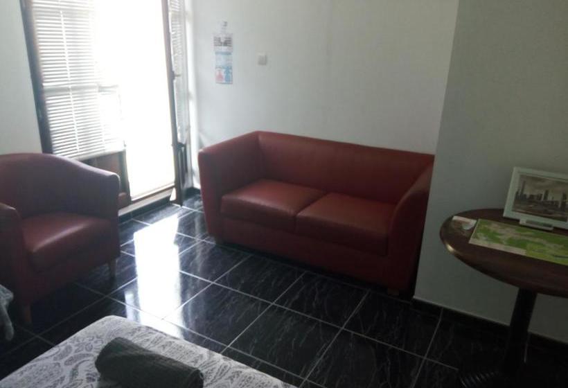 Пансион Casa Manhattan Caminito Del Rey