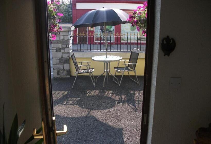 פנסיון Clare Street B&b