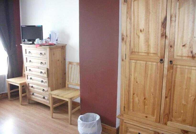 פנסיון Clare Street B&b