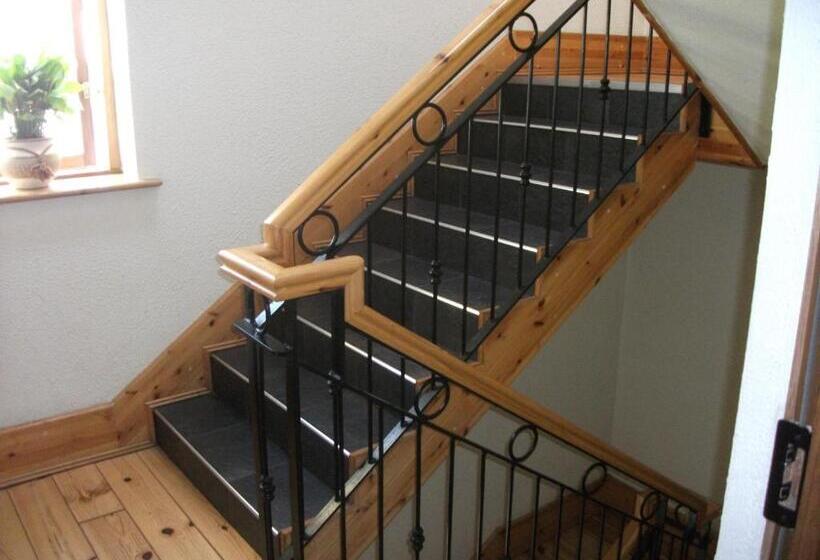 פנסיון Clare Street B&b