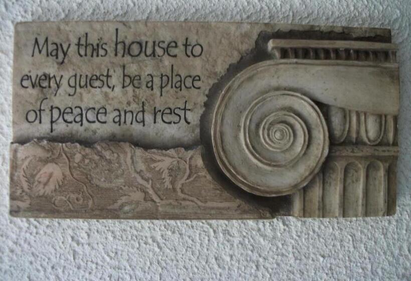 פנסיון Clare Street B&b