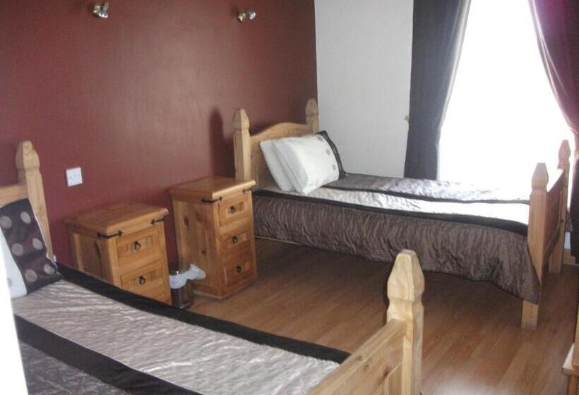 פנסיון Clare Street B&b