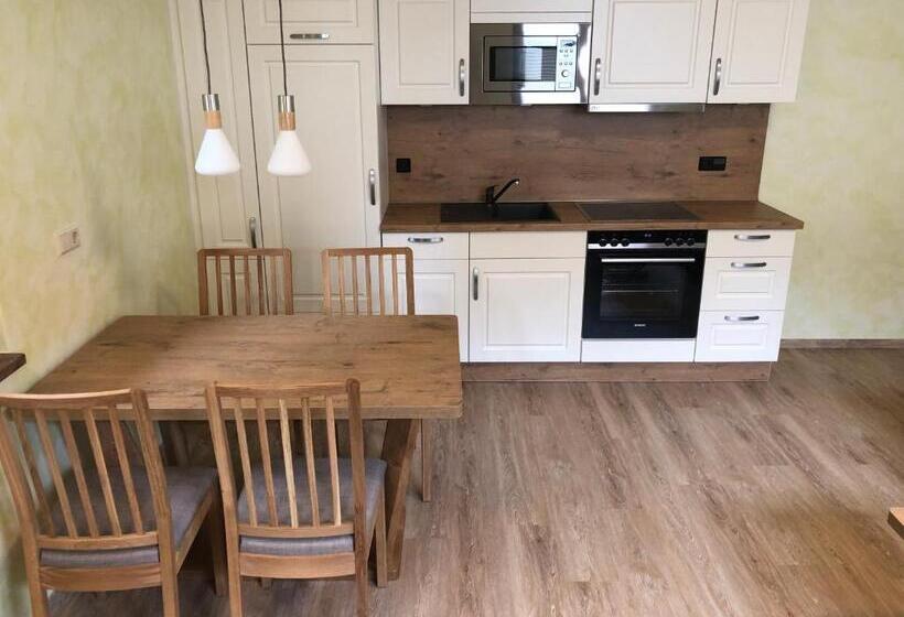 ペンション Gasthof Zum Slawen