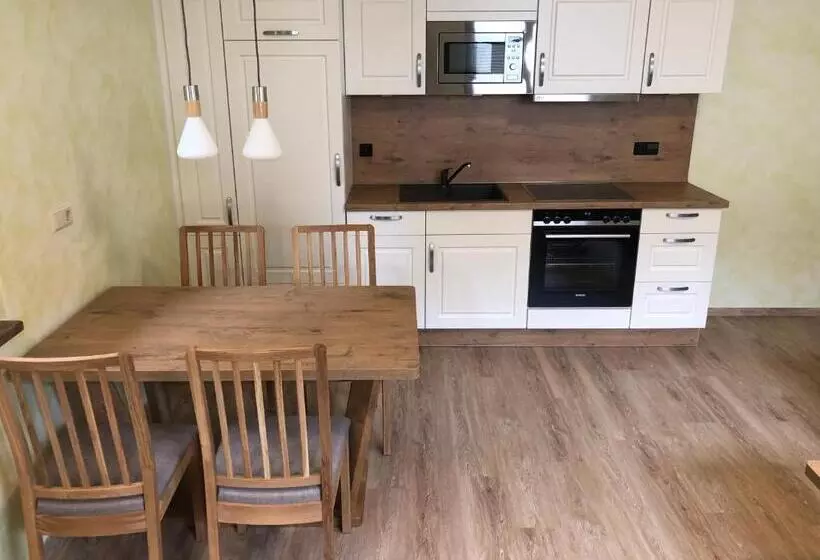 ペンション Gasthof Zum Slawen