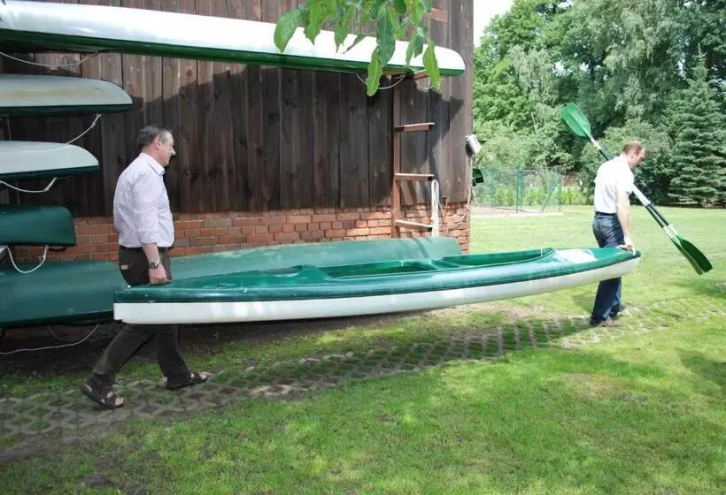 ペンション Gasthof Zum Slawen