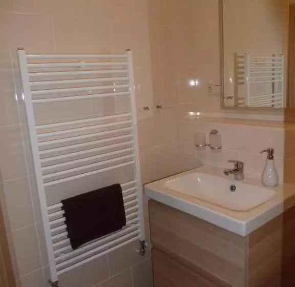 ペンション Gasthof Zum Slawen