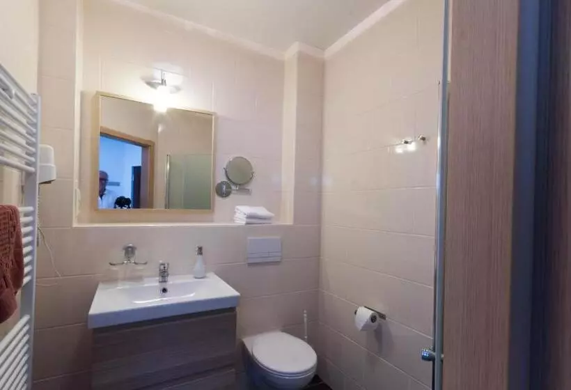 ペンション Gasthof Zum Slawen