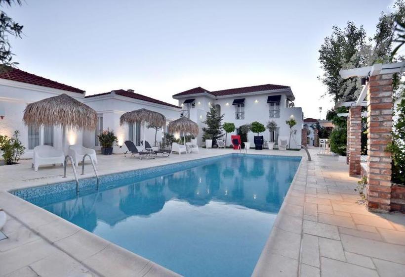 ペンション Maris Vama Veche