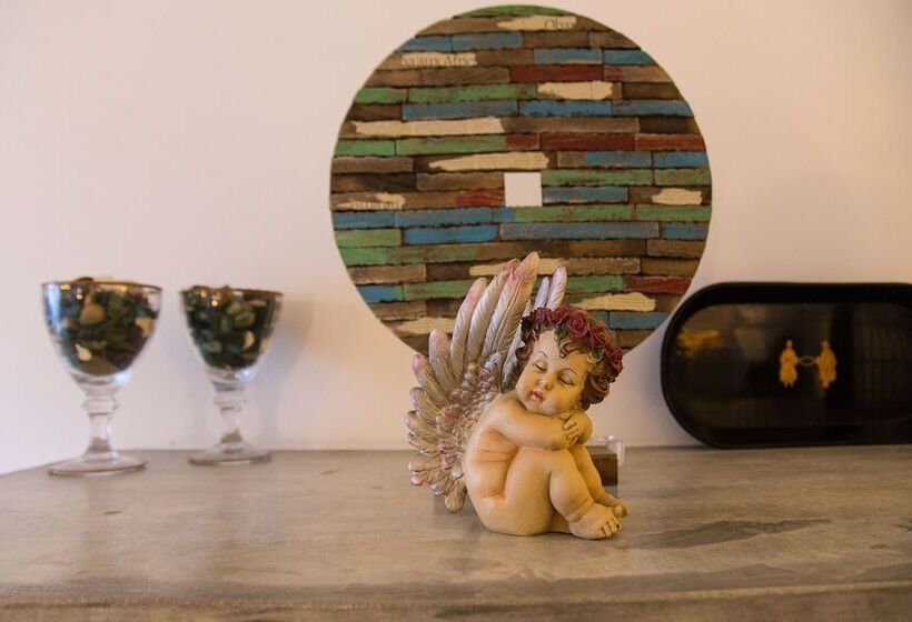 ペンション Petunia Guest House