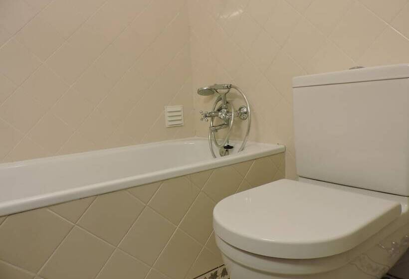 ペンション Petunia Guest House