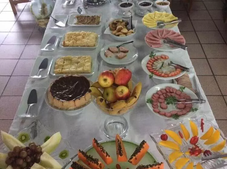 ペンション Pousada Oma Helga