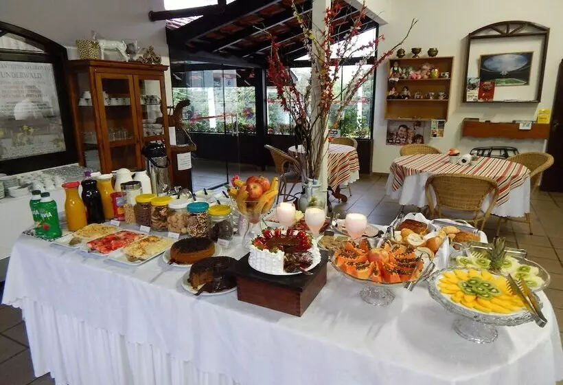 ペンション Pousada Oma Helga