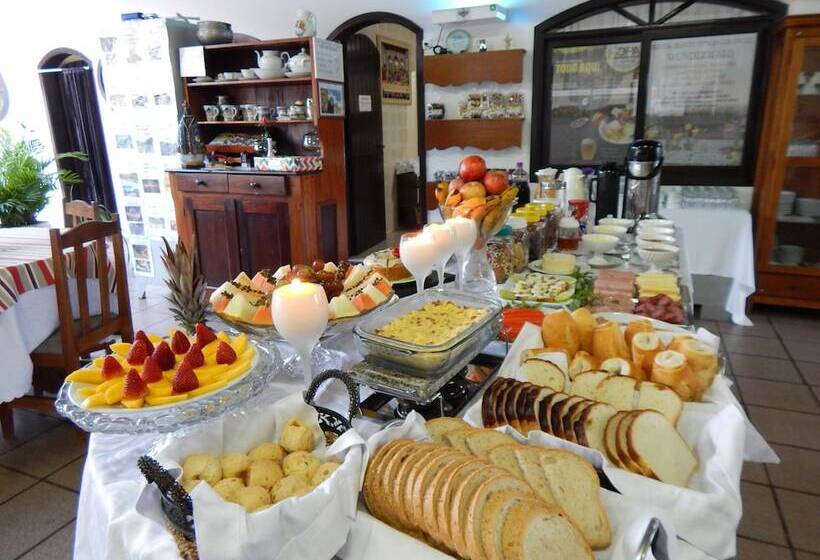 پانسیون Pousada Oma Helga