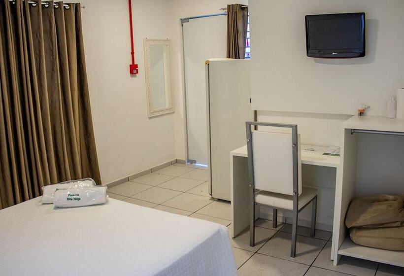 پانسیون Pousada Oma Helga