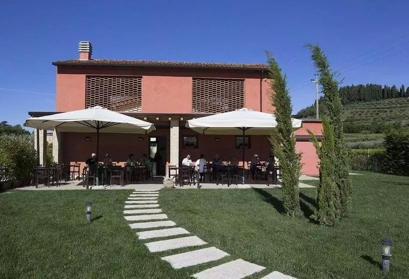 ホテル Agriturismo La Rocca