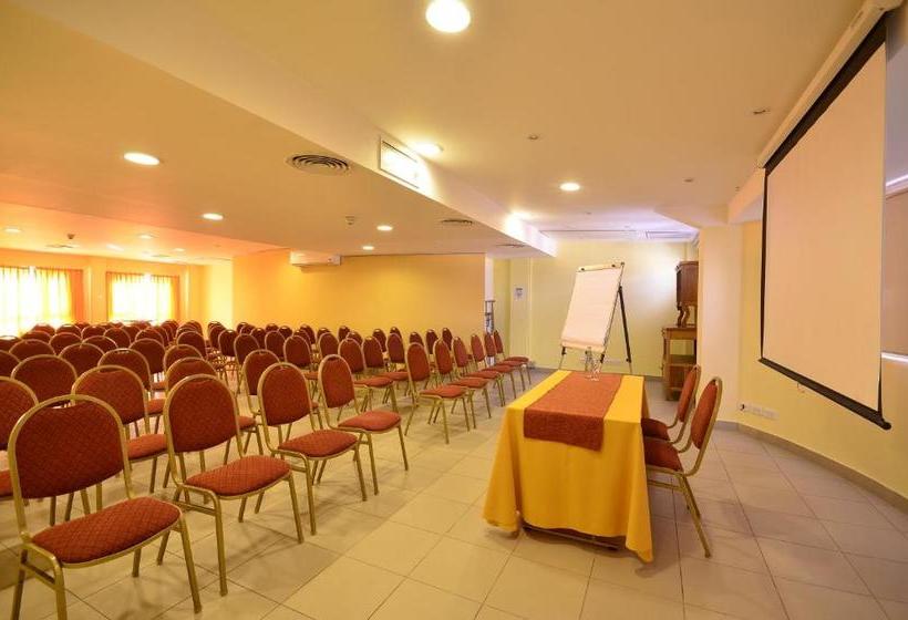 בית מלון כפרי Suizo