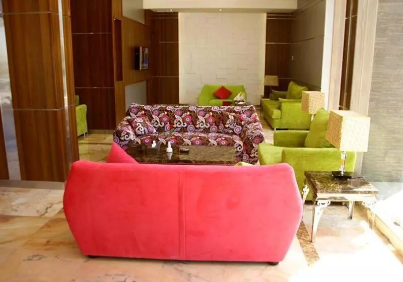 Laguna Hotel Suites