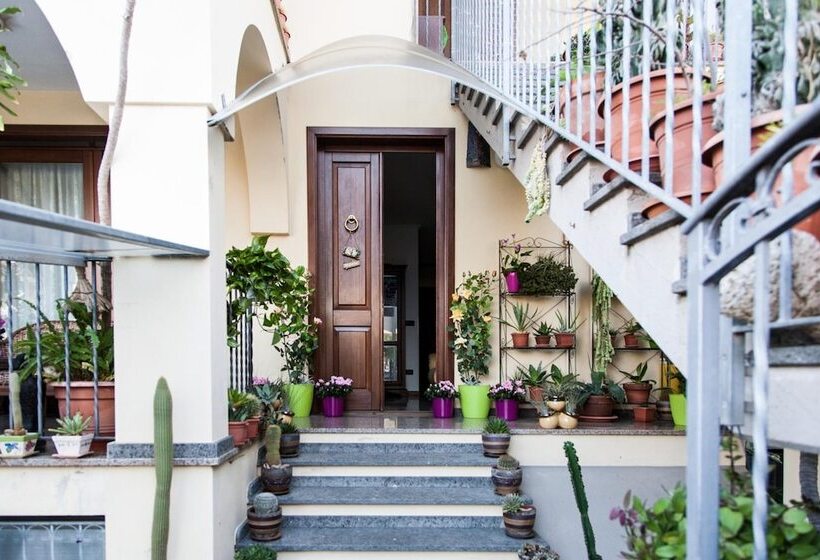 פנסיון Affittacamere Acquamarina