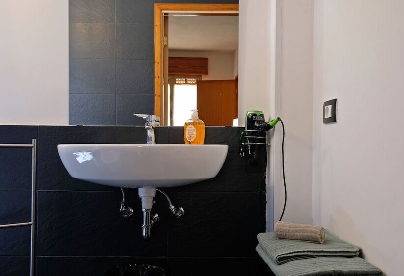 פנסיון Guest House Via Crispi