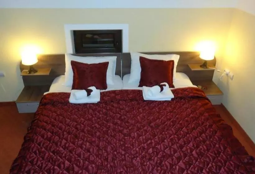 پانسیون Villa Bastion