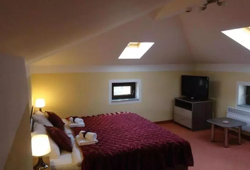 پانسیون Villa Bastion