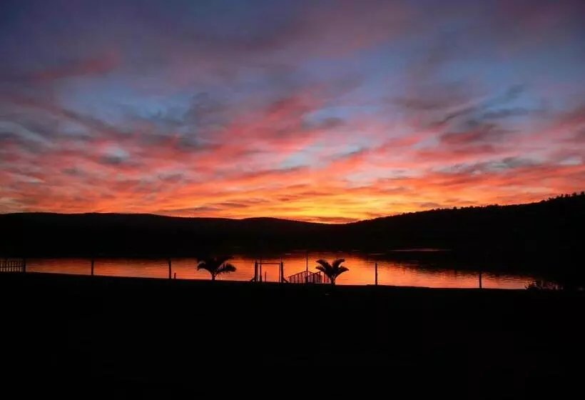 Majatalo Kowie River Guest House