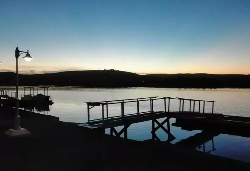 Majatalo Kowie River Guest House