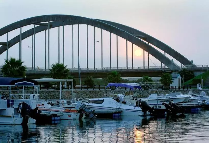 Majatalo Kowie River Guest House